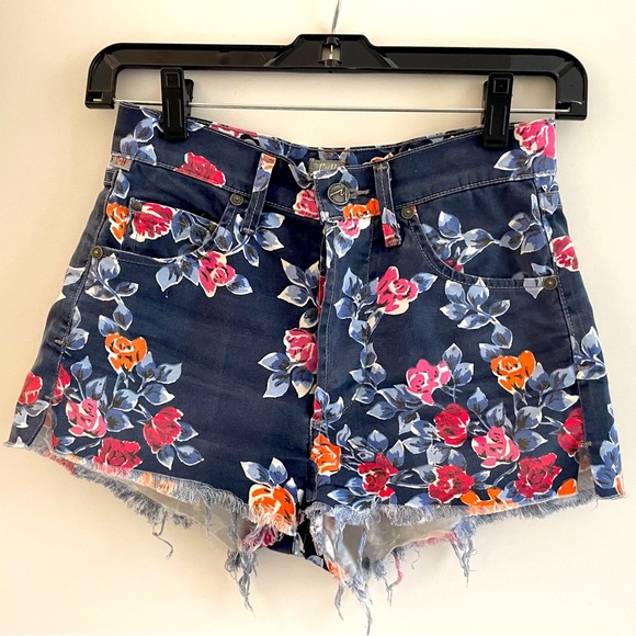 Citizens of Humanity floral denim shorts (sz 24) - Picture 1 of 6